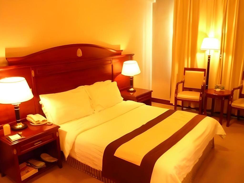 Heilongjiang Kunlun Hotel Харбин Экстерьер фото